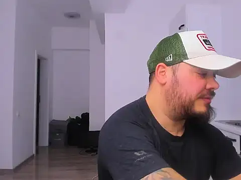 ZackMasterss online show from February 25, 2026, 9:35 pm