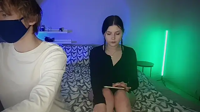 ParisKyoto online show from February 21, 2025, 2:27 pm