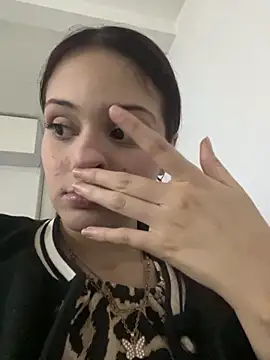 Snapshot of AngelRuby chatting on September 13, 2025, 3:17 am AngelRuby online show from September 13, 2025, 3:17 am