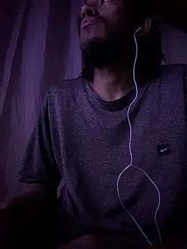 Mineirinho043 online show from March 4, 2026, 6:52 am