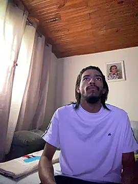 Snapshot of Mineirinho043 chatting on May 10, 2026, 1:49 pm Mineirinho043 online show from May 10, 2026, 1:49 pm