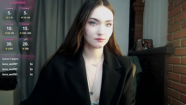 Kira Jin online show from February 18, 2025, 11:55 am