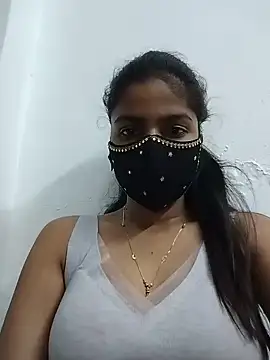 Snapshot of fuungirl38 chatting on July 13, 2026, 11:35 am fuungirl38 online show from July 13, 2026, 11:35 am