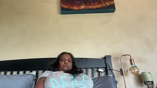 SophieStarShine online show from September 26, 2025, 12:09 pm