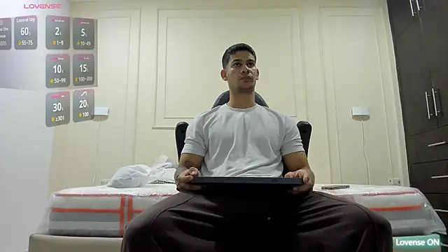 ANDRES STUD online show from May 24, 2026, 3:22 am