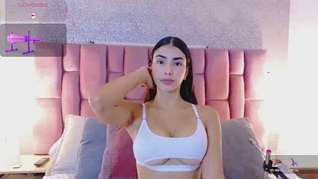 FelicityAdams online show from February 12, 2026, 3:18 pm