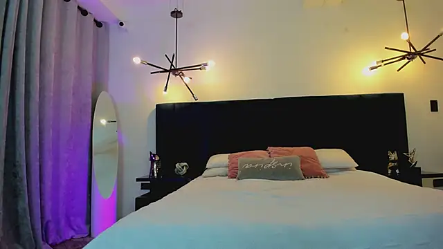 nattashaa7 online show from February 21, 2025, 11:33 am