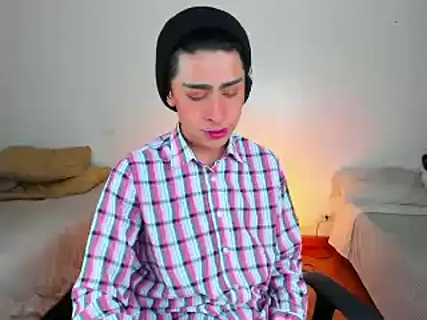 steve  gray online show from February 18, 2025, 2:49 pm