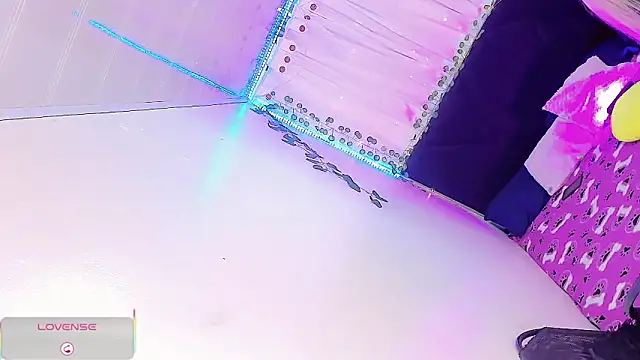 Irina milkmaid online show from March 25, 2026, 7:09 pm