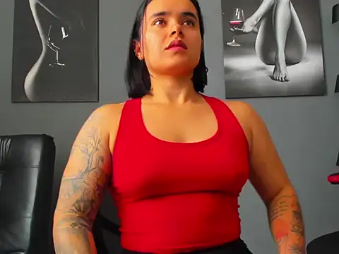 karlyjons12 online show from February 12, 2026, 4:35 pm