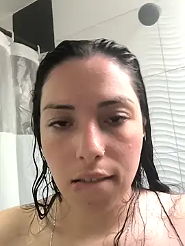 paola 5 online show from February 3, 2025, 9:39 pm