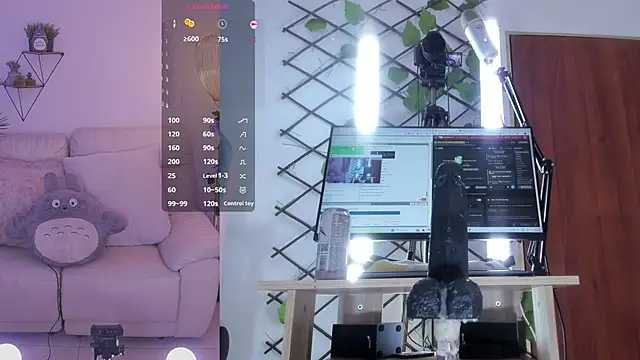 Neekito  online show from March 15, 2025, 1:52 am