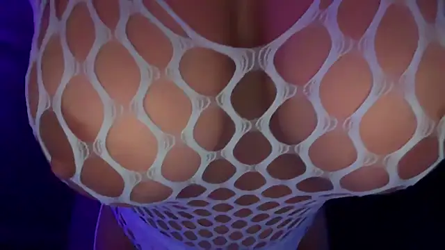 Snapshot of Loveblackzilla chatting on March 3, 2025, 1:09 pm Loveblackzilla online show from March 3, 2025, 1:09 pm