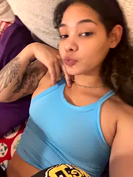 tastylolaaa online show from September 29, 2025, 2:49 am