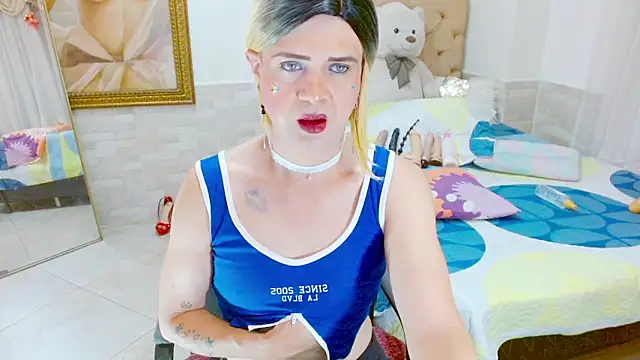 Dolldirtyxxx online show from April 15, 2026, 5:14 am