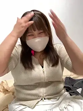 mitarashi awww online show from September 26, 2025, 9:41 pm