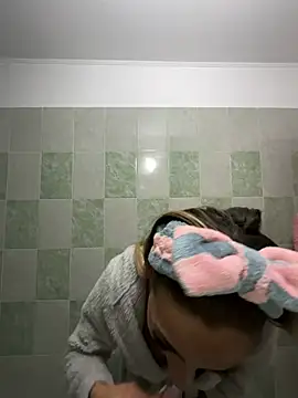 BonyBon29 online show from February 25, 2025, 4:24 am