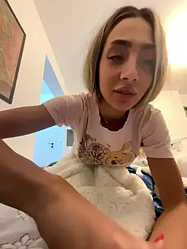 BonyBon29 online show from January 12, 2026, 10:04 pm