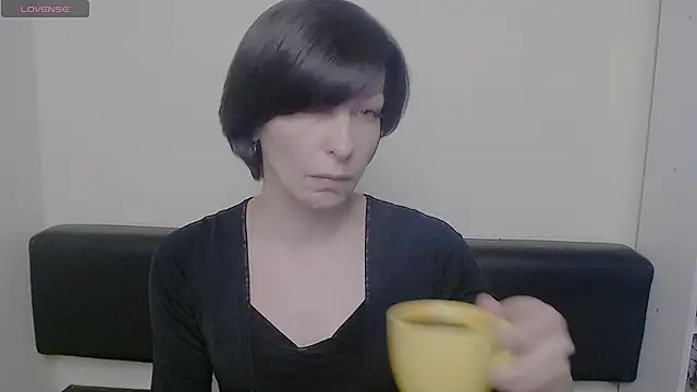  AngeliaFlow  online show from February 20, 2025, 7:34 am