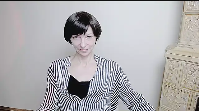  AngeliaFlow  online show from March 22, 2025, 9:56 am