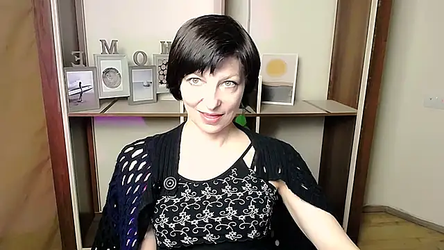  AngeliaFlow  online show from March 8, 2026, 8:40 am