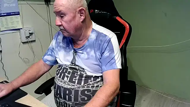 barenfan online show from February 5, 2025, 10:55 pm