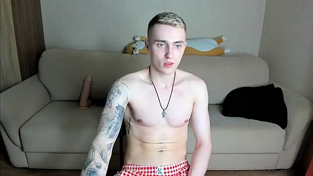 crazybottom99 online show from March 21, 2025, 5:23 pm