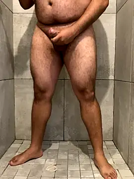 Uncleuncutmushroom online show from November 4, 2025, 6:01 am