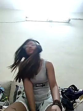 kissmebishh online show from March 16, 2025, 8:11 pm