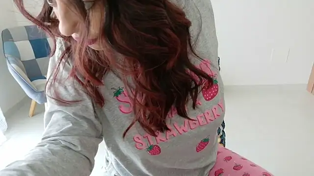 bambolina sexy1985 online show from April 15, 2026, 9:16 am