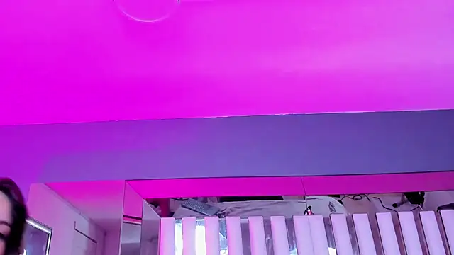 Cloee Rainbow1 online show from February 13, 2025, 3:03 pm