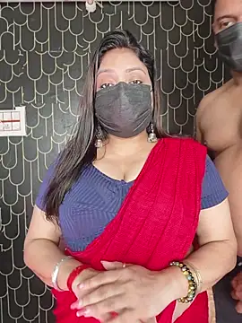 busy kolkata online show from April 1, 2026, 4:24 am