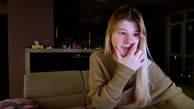 Snapshot of Bella_amory chatting on March 17, 2025, 10:49 pm Bella amory online show from March 17, 2025, 10:49 pm