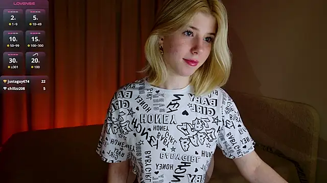 Bella amory online show from April 18, 2026, 6:34 pm