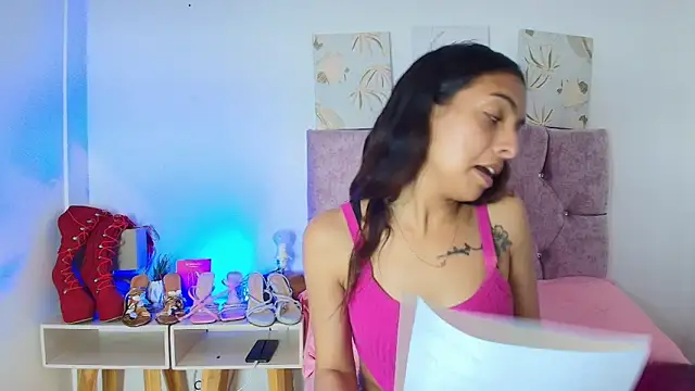 Skye Moore online show from March 9, 2026, 6:01 pm