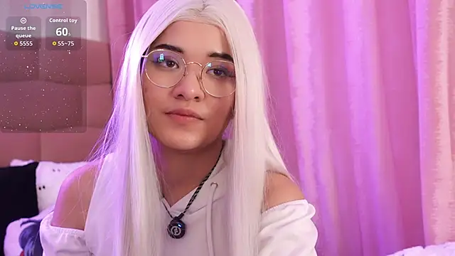 Snapshot of NataliaNovak chatting on November 9, 2025, 9:13 pm NataliaNovak online show from November 9, 2025, 9:13 pm