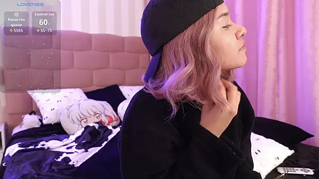 Snapshot of NataliaNovak chatting on November 11, 2025, 9:15 pm NataliaNovak online show from November 11, 2025, 9:15 pm