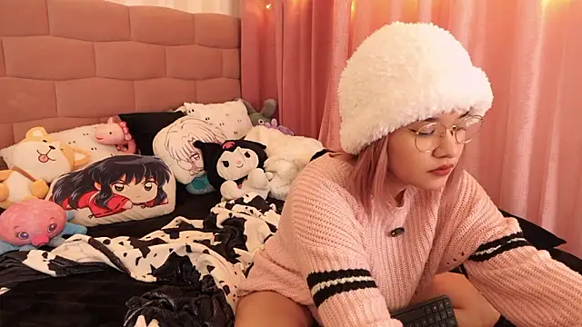 NataliaNovak online show from February 3, 2026, 9:42 pm