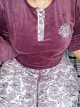 Snapshot of Malika-697 chatting on January 17, 2026, 3:28 pm Malika-697 online show from January 17, 2026, 3:28 pm