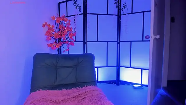  michonne  online show from April 17, 2026, 10:57 pm