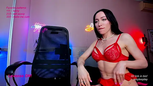 AmyLeeplay online show from March 5, 2025, 6:34 pm