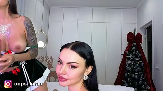 Snapshot of AmyLeeplay chatting on December 20, 2025, 4:03 pm AmyLeeplay online show from December 20, 2025, 4:03 pm