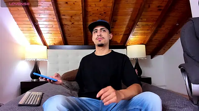 Sebastian Berne online show from February 10, 2025, 7:28 pm