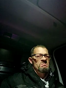 Snapshot of Gncastc23 chatting on September 11, 2025, 9:15 pm Gncastc23 online show from September 11, 2025, 9:15 pm