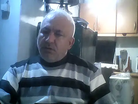 Snapshot of murat7888 chatting on April 7, 2026, 7:42 am murat7888 online show from April 7, 2026, 7:42 am