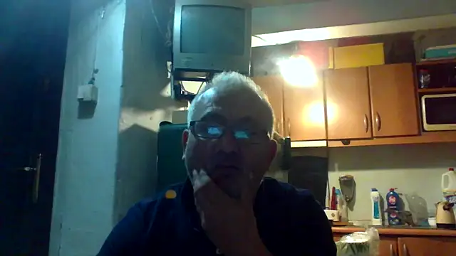 Snapshot of murat7888 chatting on April 14, 2026, 6:41 am murat7888 online show from April 14, 2026, 6:41 am