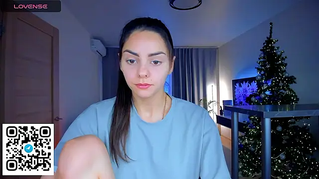 EmiliaZen online show from January 8, 2026, 1:13 pm