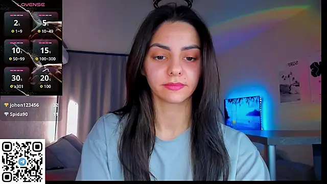 EmiliaZen online show from April 21, 2026, 1:42 am