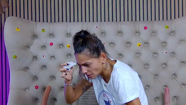 PlayfulShow online show from October 12, 2025, 11:09 am