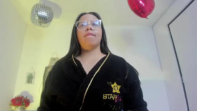 Snapshot of Ariel_star1 chatting on May 12, 2026, 12:57 pm Ariel star1 online show from May 12, 2026, 12:57 pm